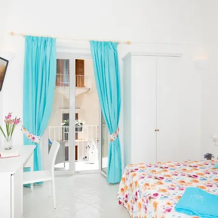 Casa Lucienne بوسيتانو
