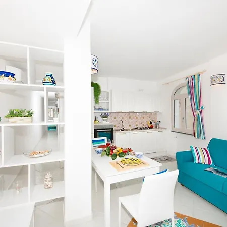 Casa Lucienne بوسيتانو