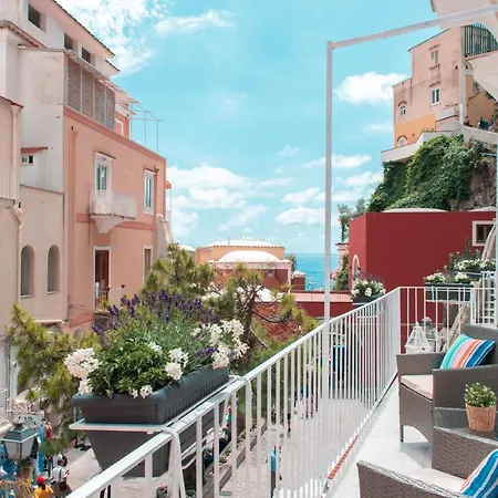 Casa Lucienne Позитано