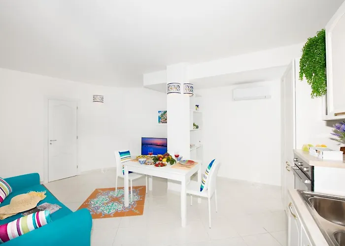 Casa Lucienne Позитано